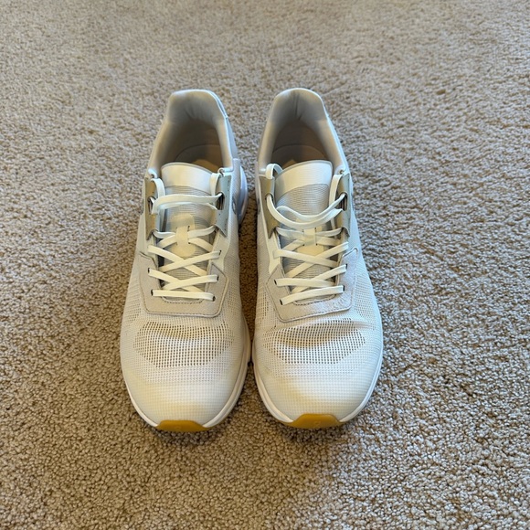 On Cloudrift in White/Sand - Picture 9 of 13